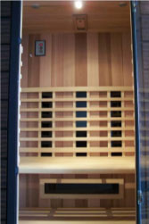 Intérieur de la cabine infrarouge Mevini
